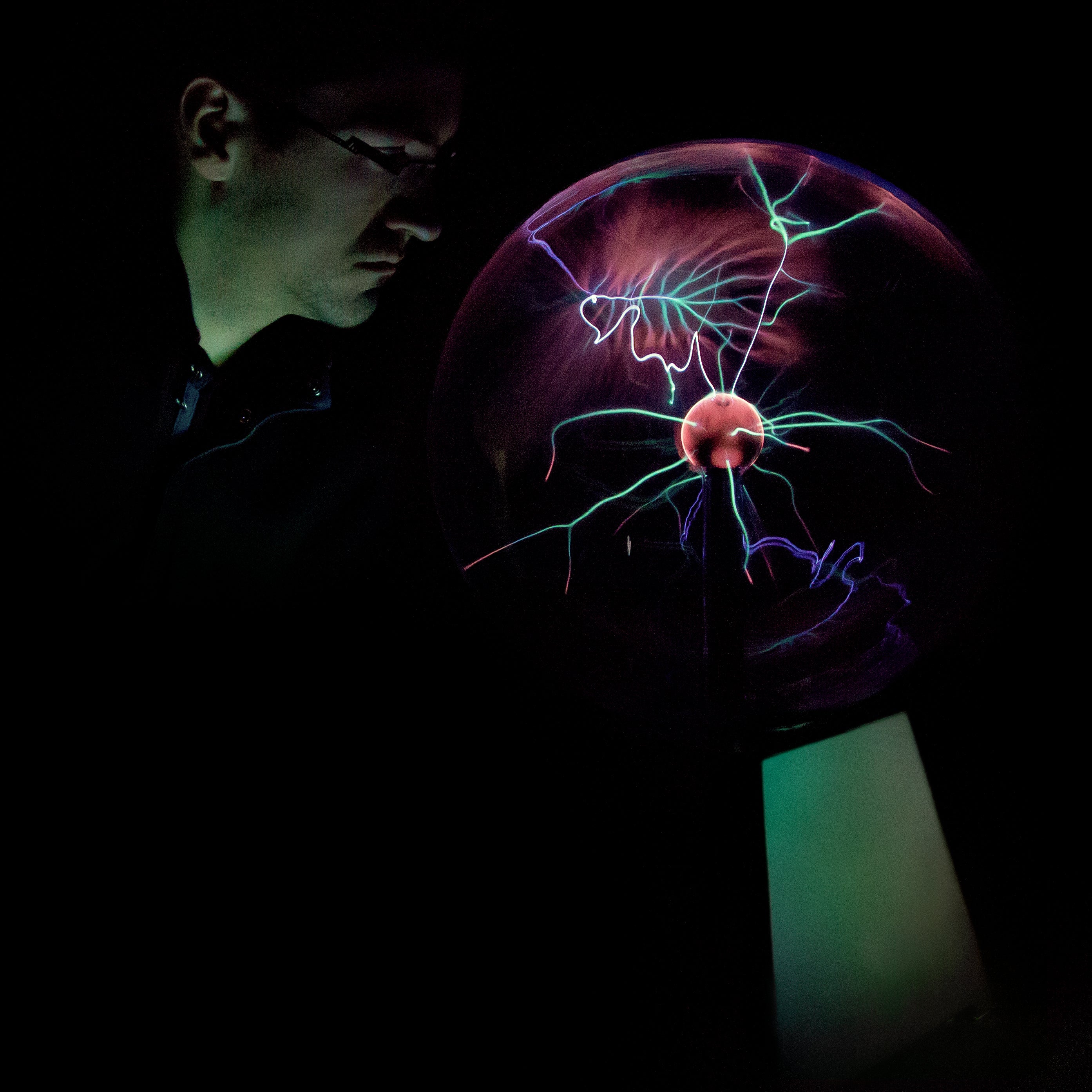 Tyrian Purple Junior Pro” Plasma Globe – Aurora Plasma Design