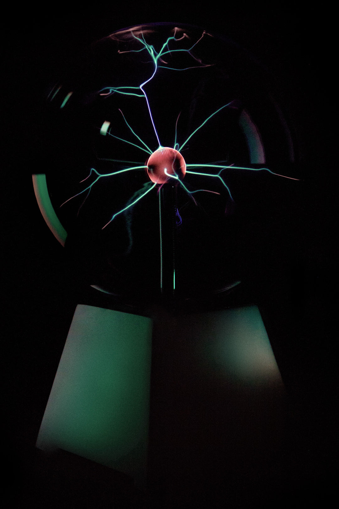 Genesis_Series_II_Plasma_Globe